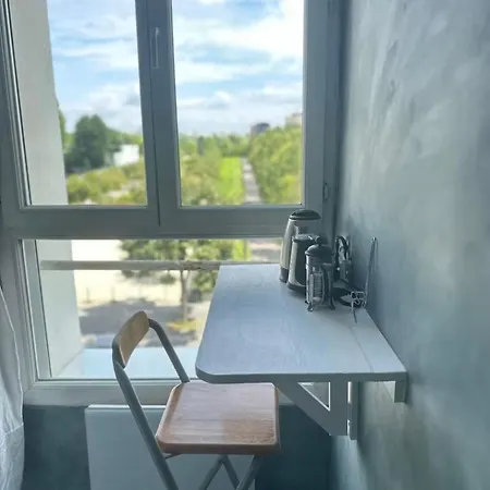 Petit Nid Calme A 2 Pas De Paris Апартаменты *